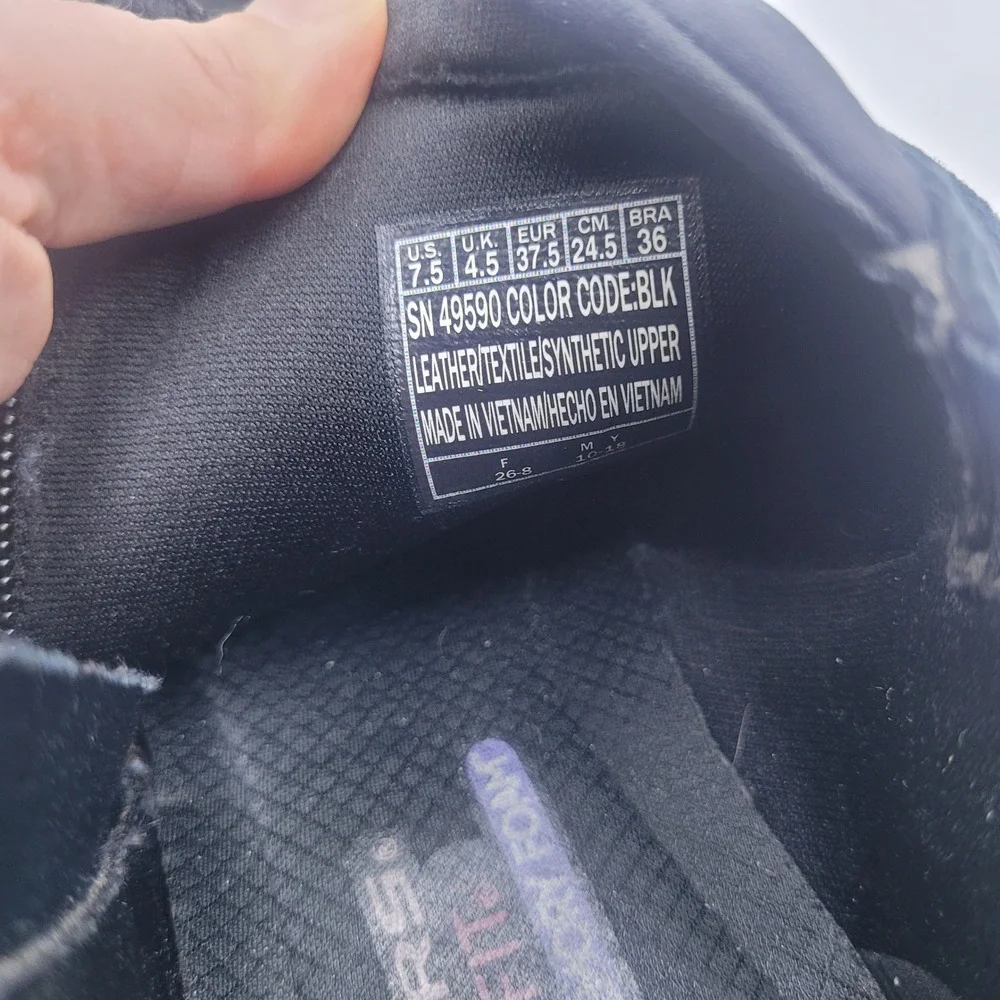 Skechers relaxed fit
